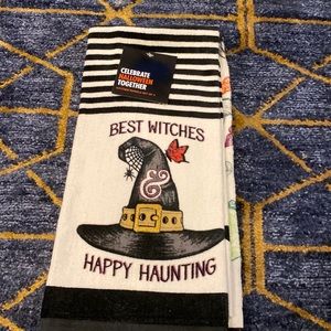 Halloween dish towel set